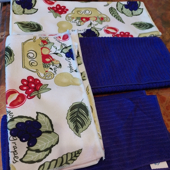 New 10 piece kitchen towel set - Picture 4 of 4